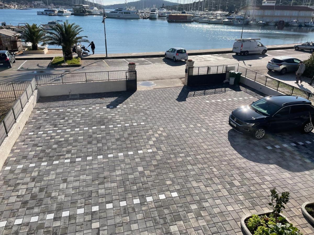 Apartments Silver Beauty Rogoznica  Ngoại thất bức ảnh