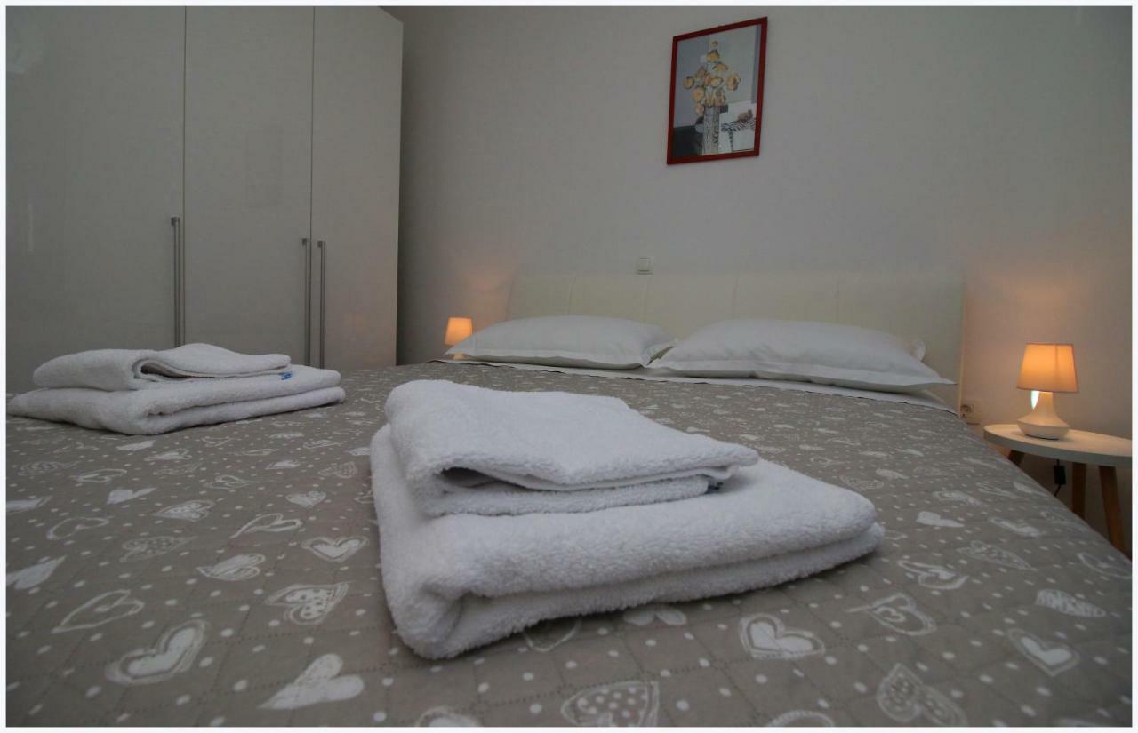 Apartments Silver Beauty Rogoznica  Ngoại thất bức ảnh